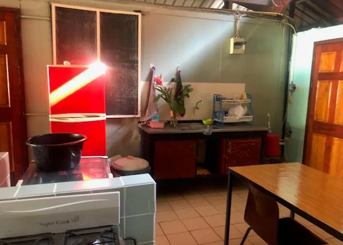 Unu Pikin Guesthouse